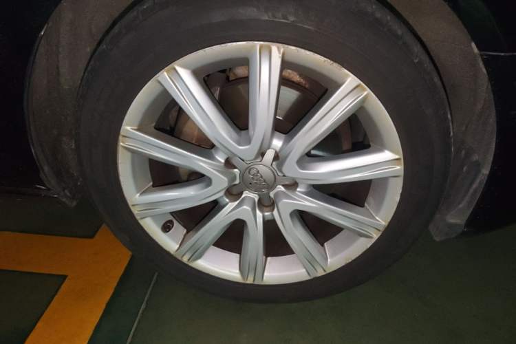 Used Audi A6L 2014 30 FSI Technology Model Right Front Wheel Hub