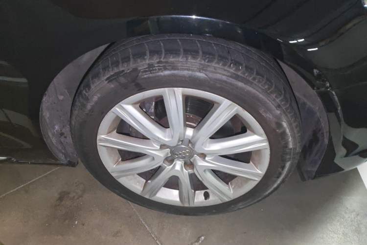 Used Audi A6L 2014 30 FSI Technology Model Right Front Wheel Hub