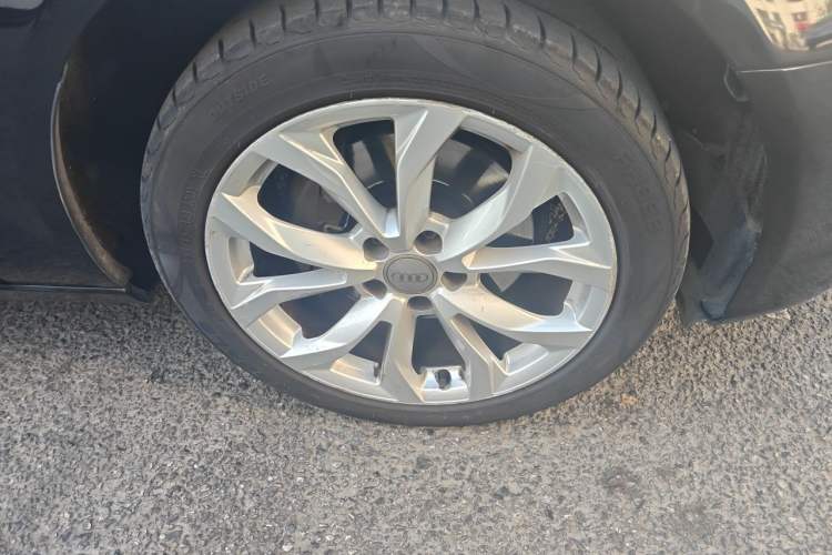 Used Audi A6L 2014 TFSI Comfort Model Right Front Wheel Hub