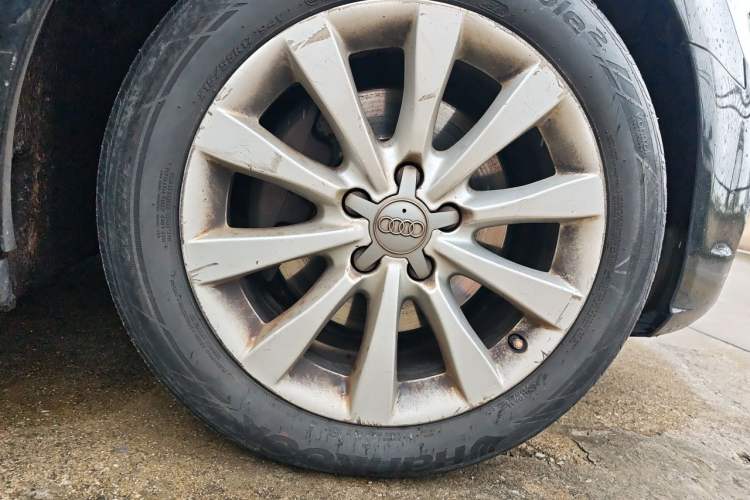 Used Audi A6L 2014 30 FSI Comfort Model Right Front Wheel Hub