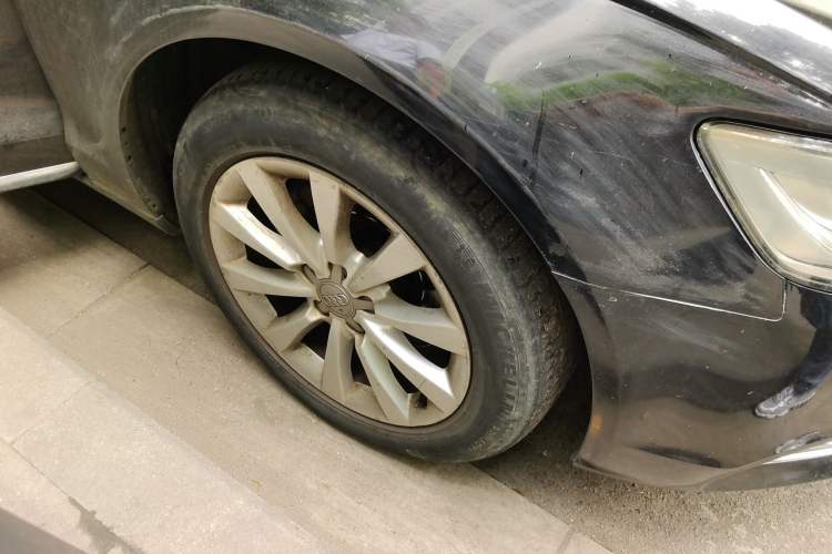 Used Audi A6L 2014 30 FSI Comfort Model Right Front Wheel Hub