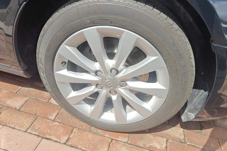 Used Audi A6L 2014 30 FSI Comfort Model Right Front Wheel Hub