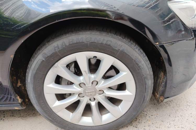 Used Audi A6L 2014 30 FSI Technology Model Right Front Wheel Hub