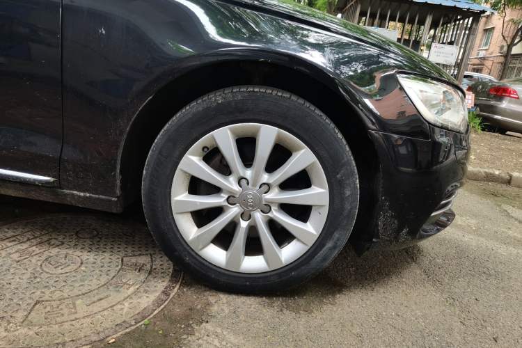 Used Audi A6L 2014 30 FSI Technology Model Right Front Wheel Hub