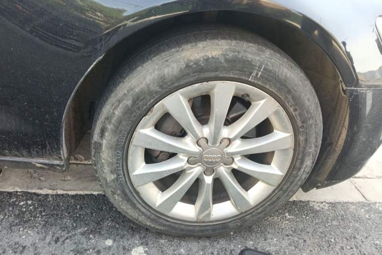Used Audi A6L 2014 30 FSI Technology Model Right Front Wheel Hub