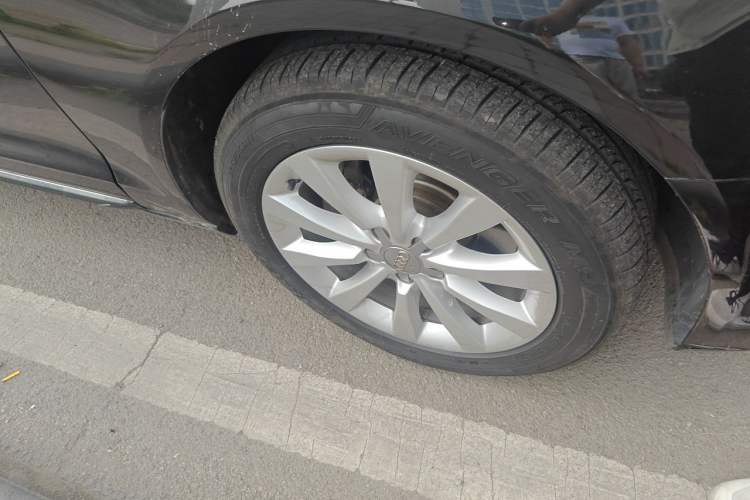 Used Audi A6L 2014 30 FSI Luxury Model Right Front Wheel Hub