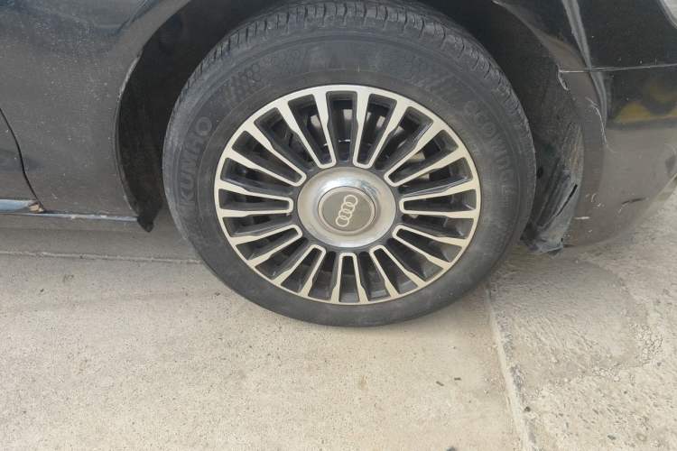 Used Audi A6L 2014 TFSI Standard Model Right Front Wheel Hub
