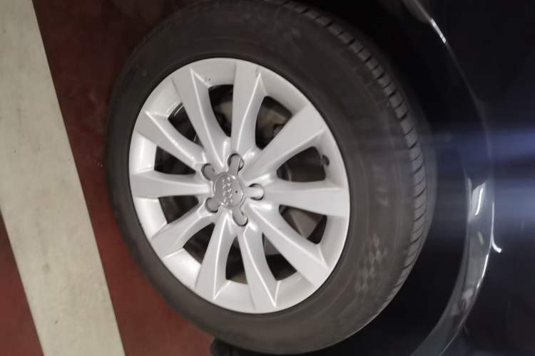 Used Audi A6L 2014 30 FSI Comfort Model Right Front Wheel Hub