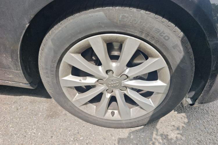 Used Audi A6L 2014 30 FSI Comfort Model Right Front Wheel Hub