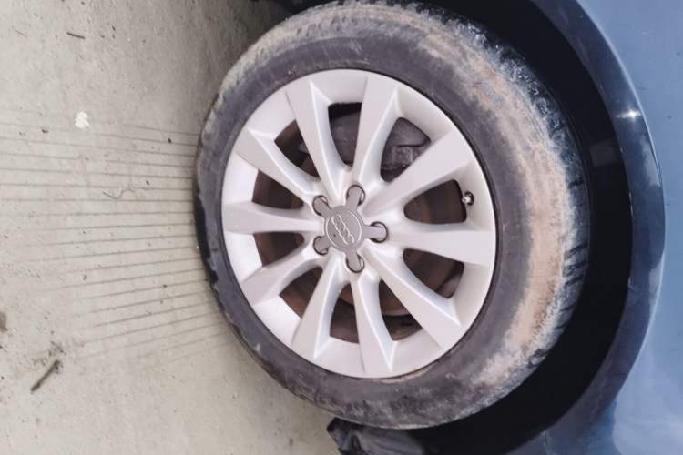 Used Audi A6L 2014 30 FSI Comfort Model Right Front Wheel Hub