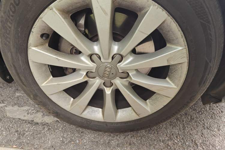 Used Audi A6L 2014 30 FSI Technology Model Right Front Wheel Hub