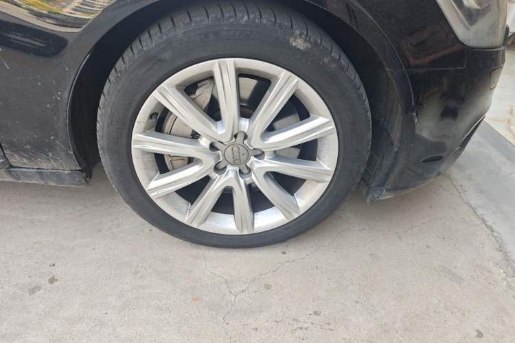 Used Audi A6L 2014 50 TFSI quattro Luxury Model Right Front Wheel Hub