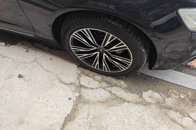 Used Audi A6L 2014 30 FSI Comfort Model Right Front Wheel Hub
