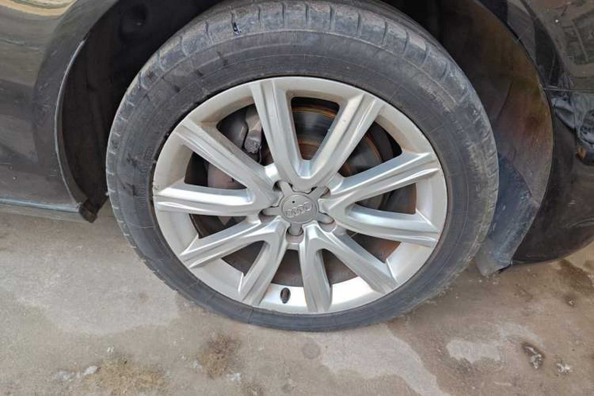 Used Audi A6L 2014 TFSI Standard Model Right Front Wheel Hub