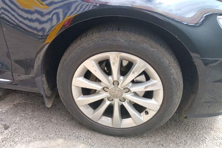 Used Audi A6L 2014 30 FSI Technology Model Right Front Wheel Hub