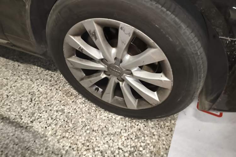 Used Audi A6L 2014 30 FSI Comfort Model Right Front Wheel Hub