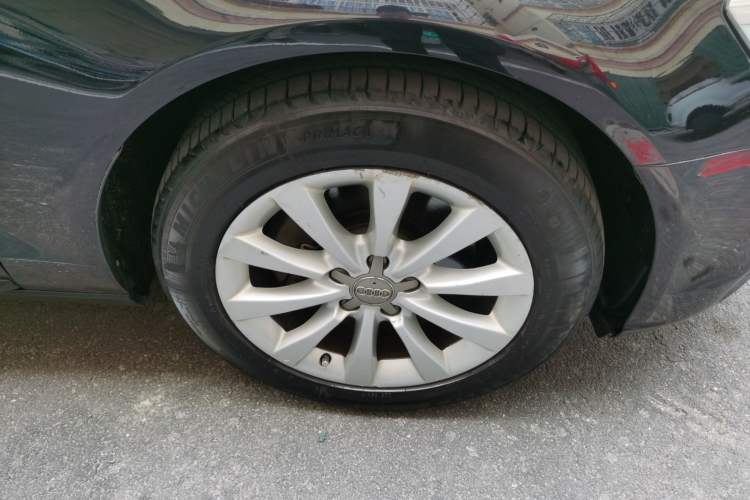 Used Audi A6L 2014 30 FSI Comfort Model Right Front Wheel Hub