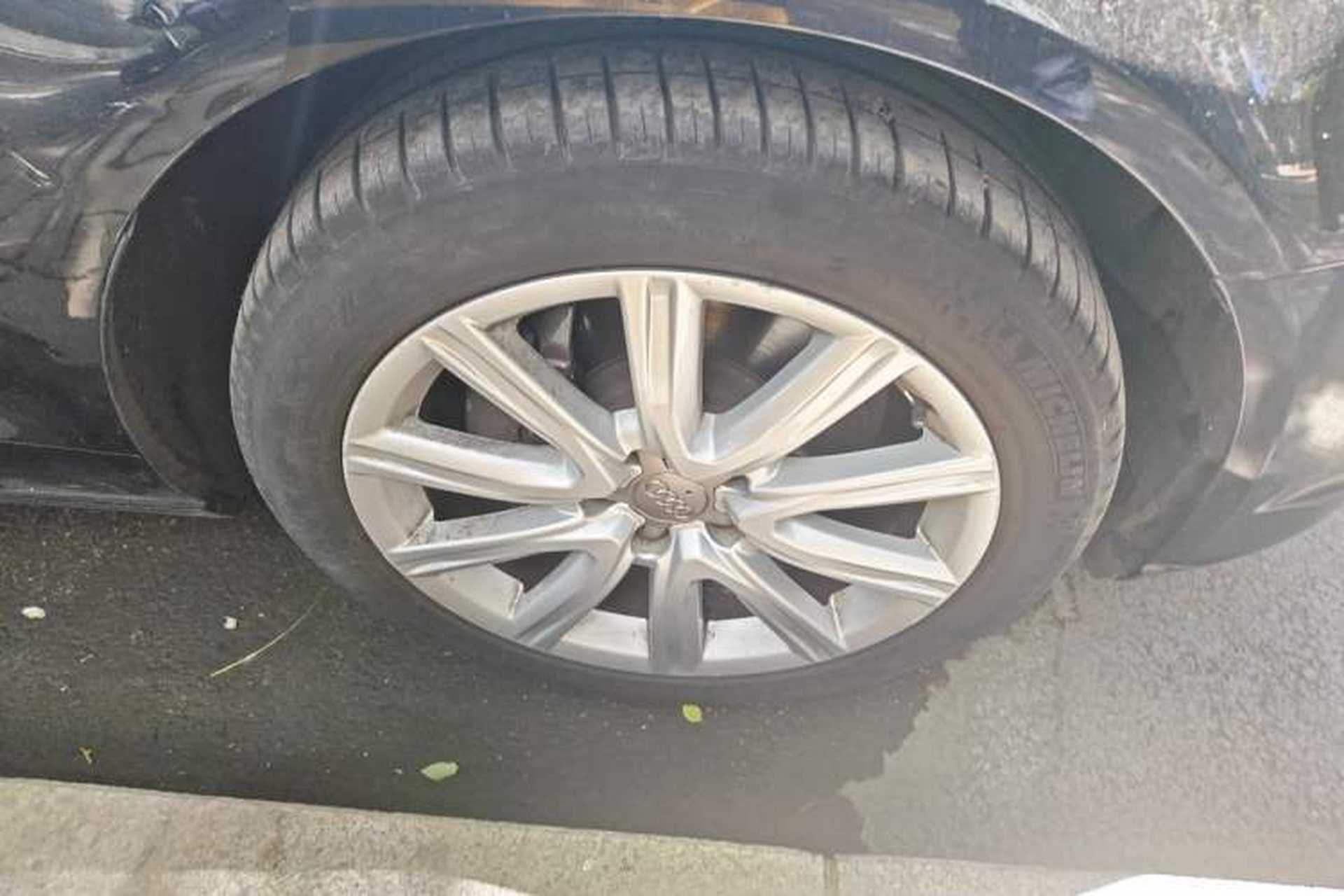 Used Audi A6L 2014 TFSI Standard Model Right Front Wheel Hub