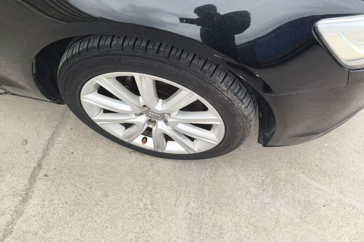 Used Audi A6L 2014 30 FSI Technology Model Right Front Wheel Hub