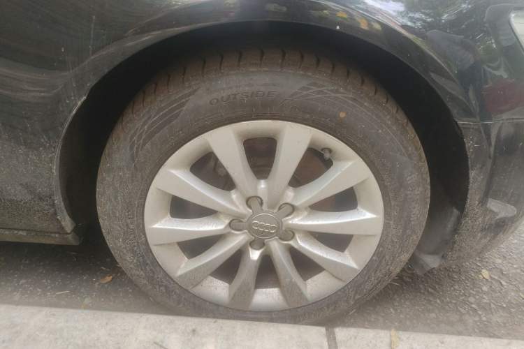 Used Audi A6L 2014 30 FSI Luxury Model Right Front Wheel Hub