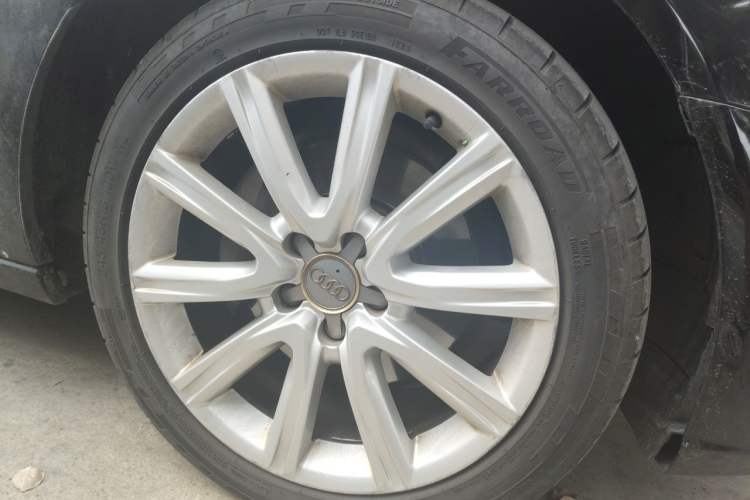 Used Audi A6L 2014 30 FSI Technology Model Right Front Wheel Hub