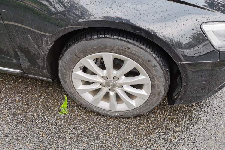 Used Audi A6L 2014 30 FSI Comfort Model Right Front Wheel Hub