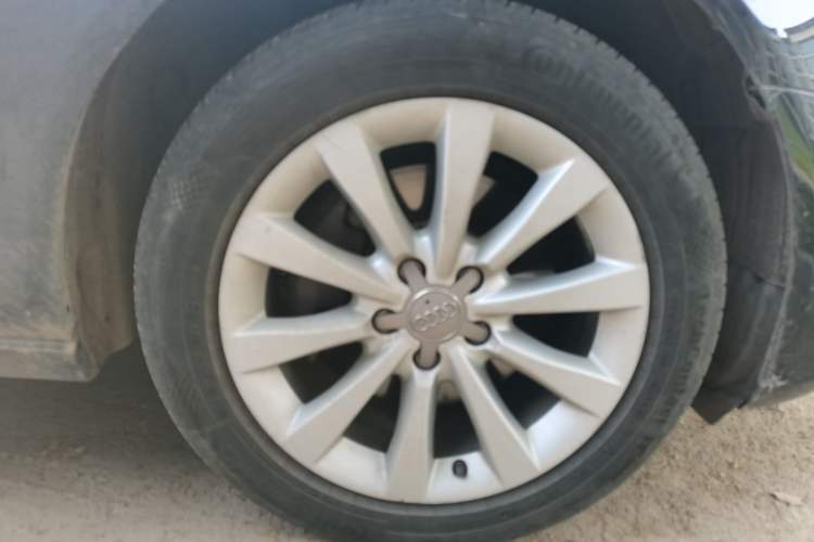 Used Audi A6L 2014 30 FSI Technology Model Right Front Wheel Hub