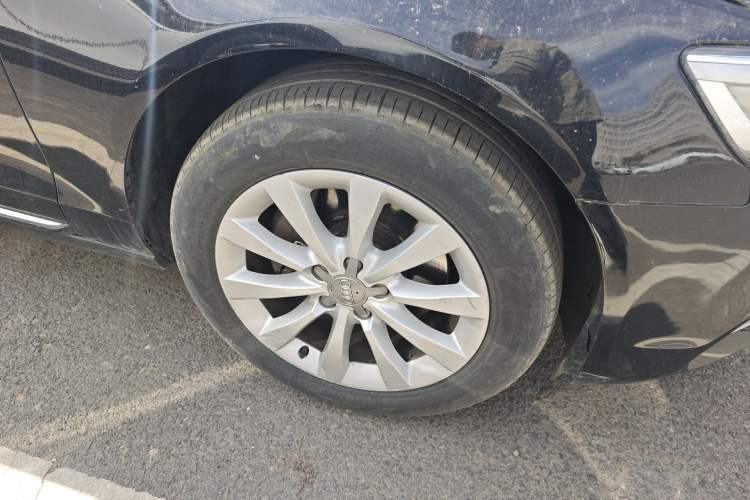Used Audi A6L 2014 30 FSI Comfort Model Right Front Wheel Hub