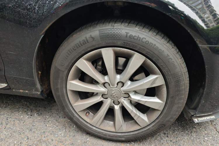 Used Audi A6L 2014 TFSI Standard Model Right Front Wheel Hub