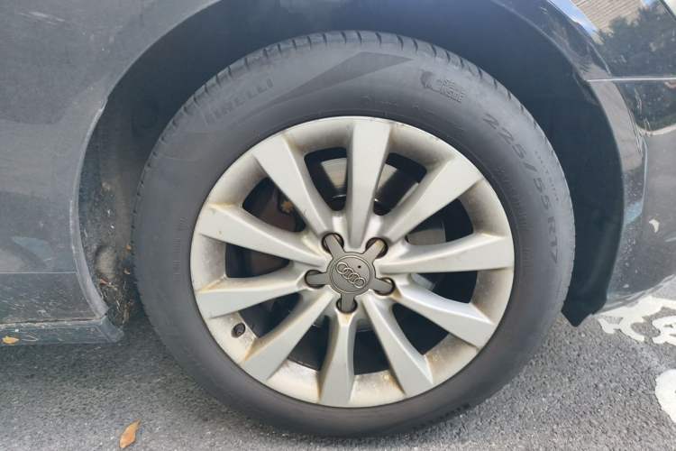 Used Audi A6L 2014 30 FSI Comfort Model Right Front Wheel Hub