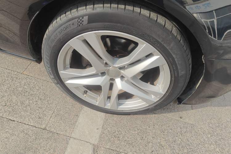 Used Audi A6L 2014 30 FSI Comfort Model Right Front Wheel Hub
