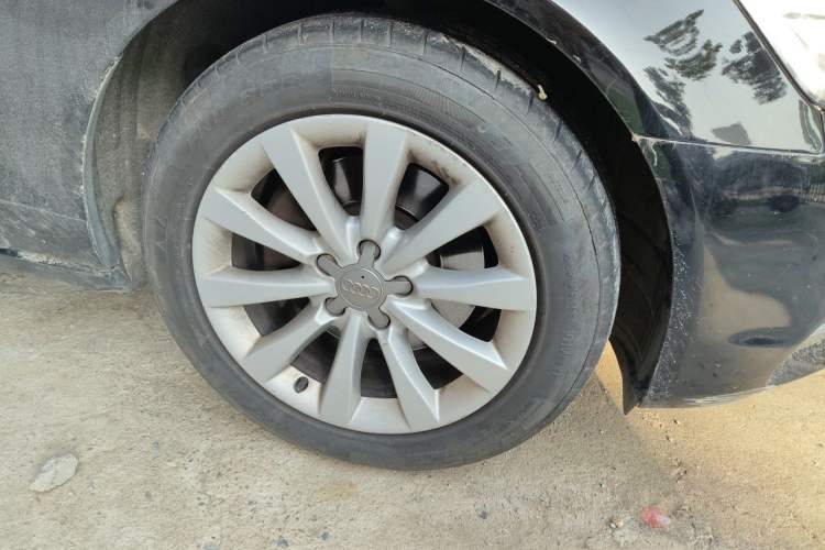 Used Audi A6L 2014 30 FSI Comfort Model Right Front Wheel Hub