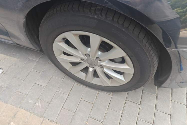 Used Audi A6L 2014 30 FSI Comfort Model Right Front Wheel Hub