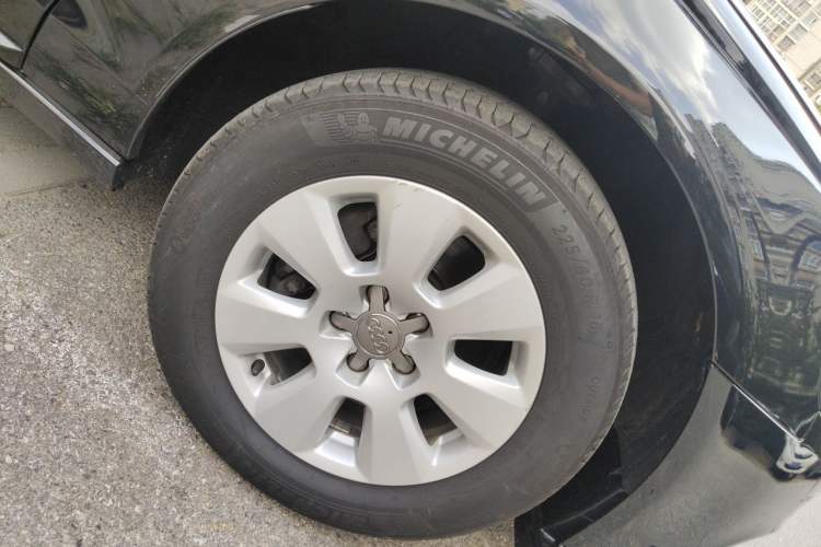 Used Audi A6L 2014 TFSI Manual Base Model Right Front Wheel Hub