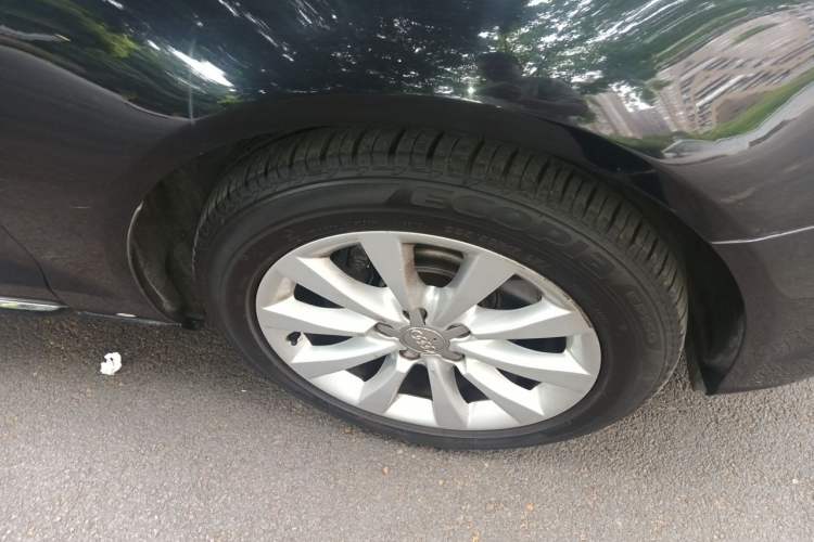 Used Audi A6L 2014 30 FSI Comfort Model Right Front Wheel Hub