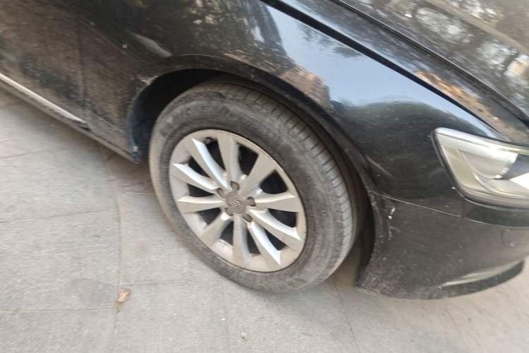 Used Audi A6L 2014 TFSI Standard Model Right Front Wheel Hub