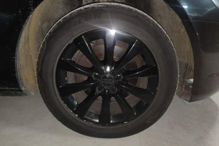 Used Audi A6L 2014 TFSI Standard Model Right Front Wheel Hub