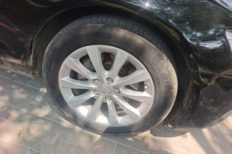 Used Audi A6L 2014 30 FSI Comfort Model Right Front Wheel Hub