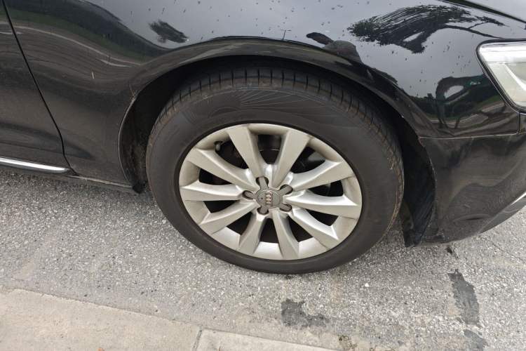 Used Audi A6L 2014 30 FSI Technology Model Right Front Wheel Hub
