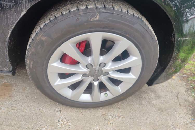 Used Audi A6L 2014 30 FSI Comfort Model Right Front Wheel Hub
