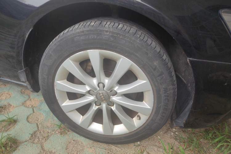 Used Audi A6L 2014 30 FSI Comfort Model Right Front Wheel Hub