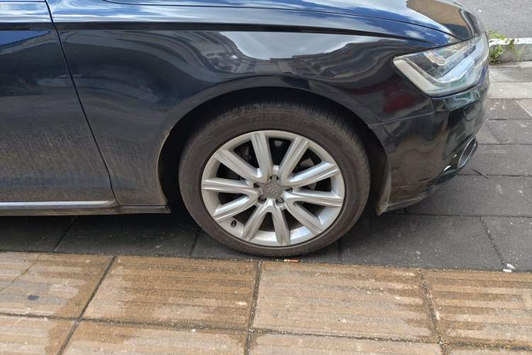 Used Audi A6L 2014 35 FSI quattro Luxury Model Right Front Wheel Hub