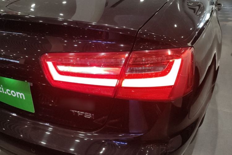 Used Audi A6L 2014 TFSI Standard Model Right Rear Taillight