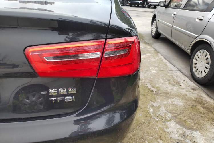 Used Audi A6L 2014 TFSI Standard Model Right Rear Taillight