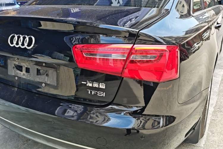 Used Audi A6L 2014 TFSI Standard Model Right Rear Taillight