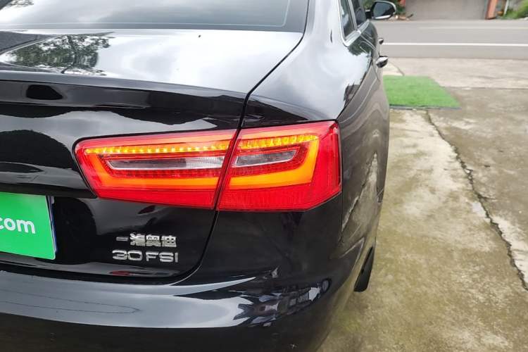 Used Audi A6L 2014 30 FSI Technology Model Right Rear Taillight