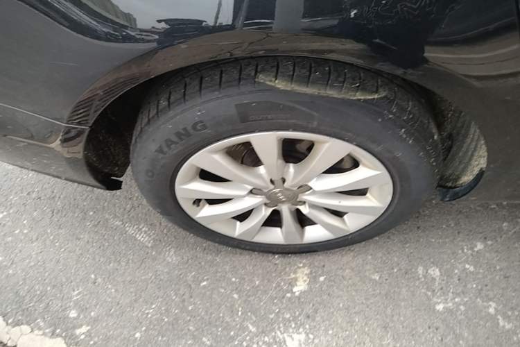 Used Audi A6L 2014 TFSI Standard Model Right Rear Wheel Hub
