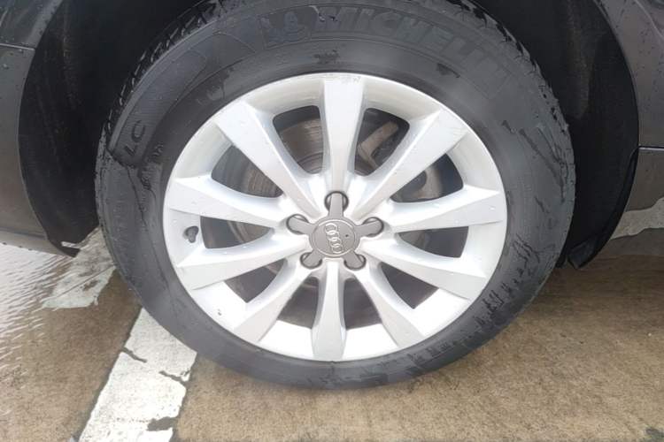 Used Audi A6L 2014 TFSI Standard Model Right Rear Wheel Hub