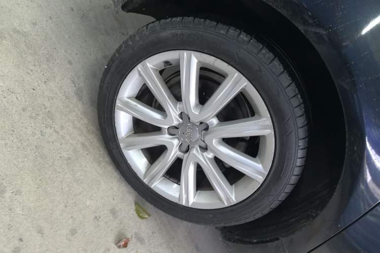Used Audi A6L 2014 TFSI Standard Model Right Rear Wheel Hub