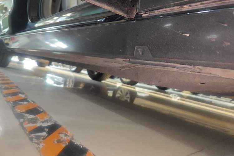 Used Audi A6L 2014 TFSI Standard Model Right Side Sill